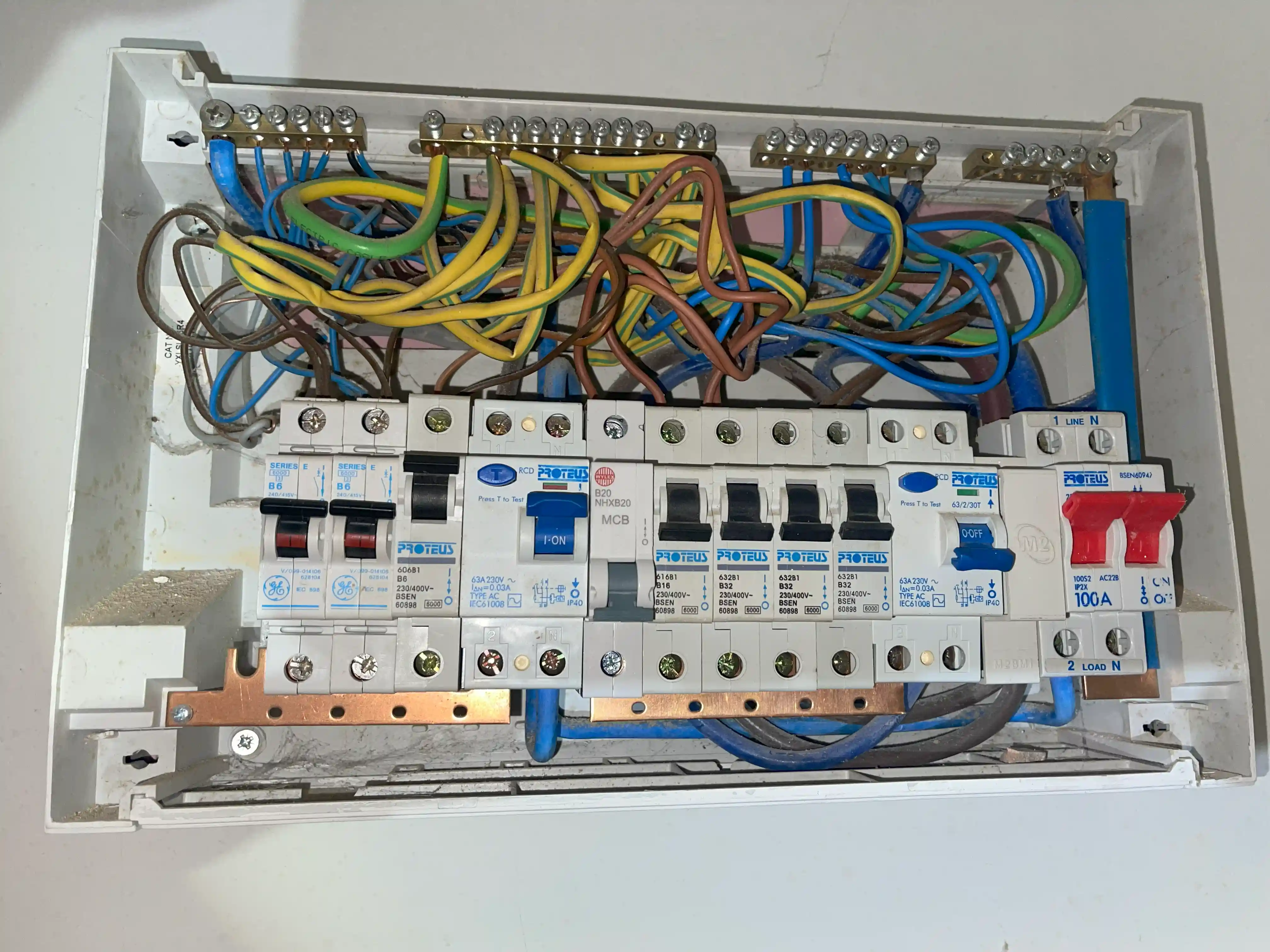Emergency Electrician Banstead